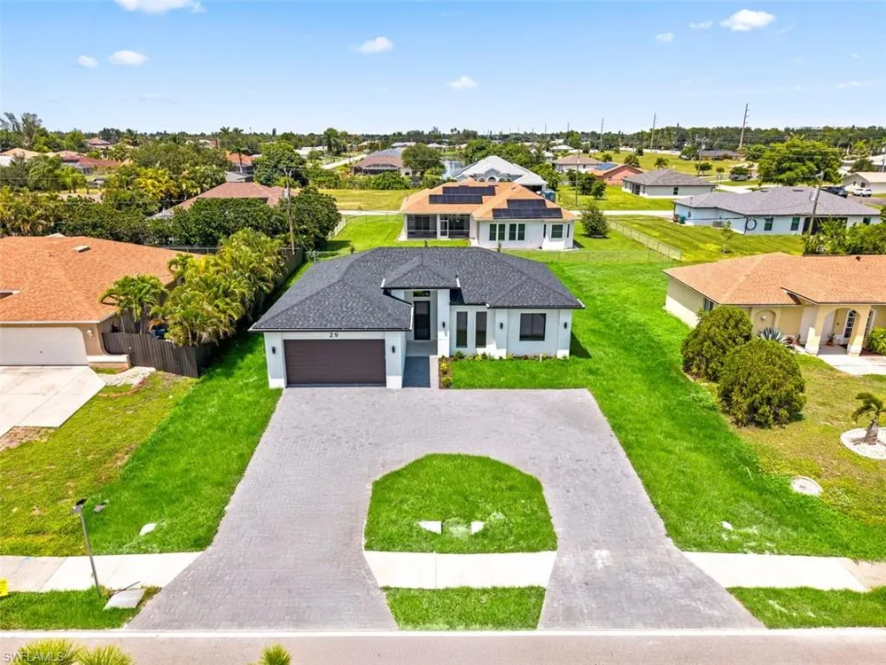 29 Trafalgar Parkway Cape Coral, FL 33991