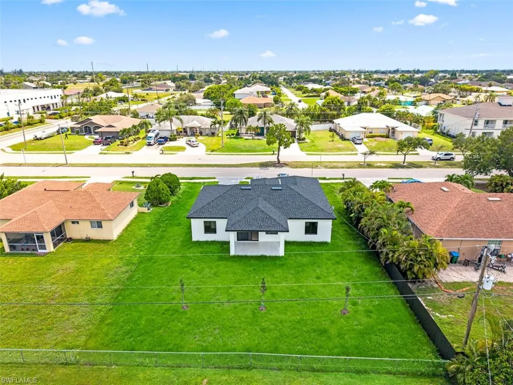 29 Trafalgar Parkway Cape Coral, FL 33991