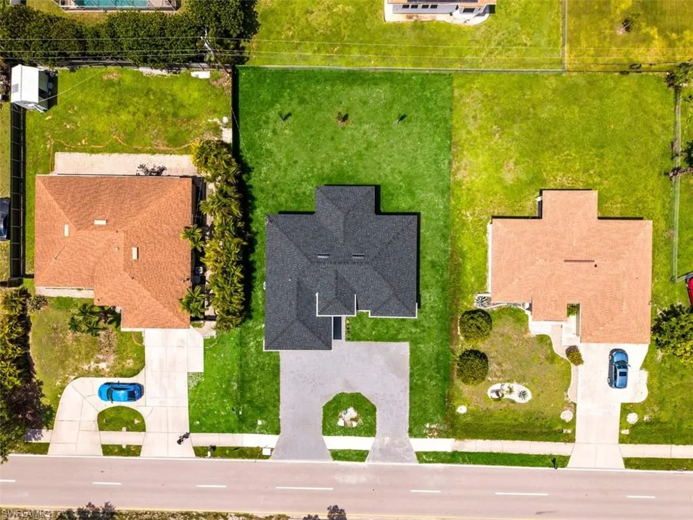 29 Trafalgar Parkway Cape Coral, FL 33991