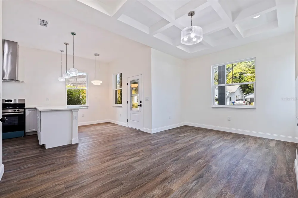 802 18TH STREET S St Petersburg, FL 33712