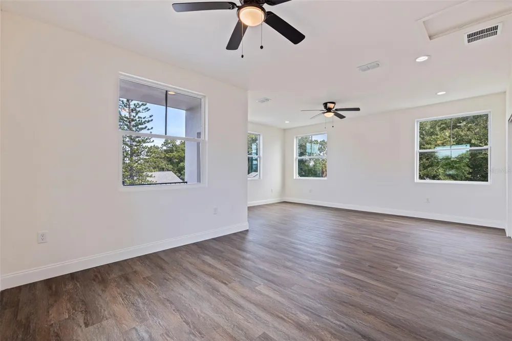 802 18TH STREET S St Petersburg, FL 33712