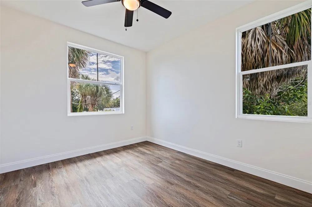 802 18TH STREET S St Petersburg, FL 33712