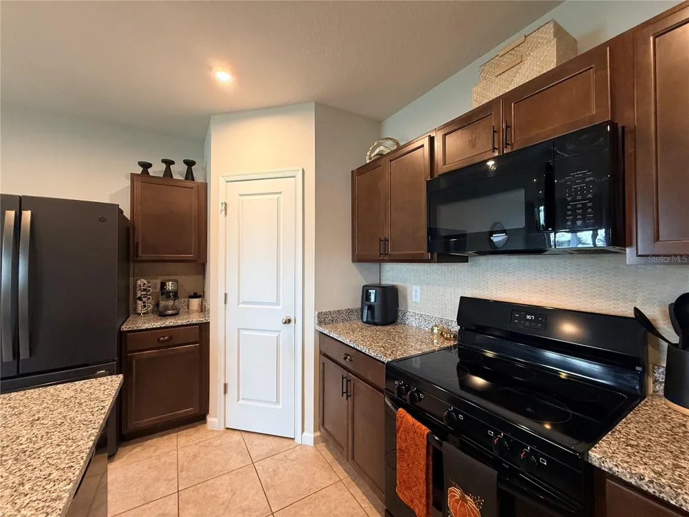 1169 LEXINGTON LANE Haines City, FL 33844