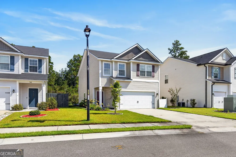 572 Brightleaf CIR Hinesville, GA 31313