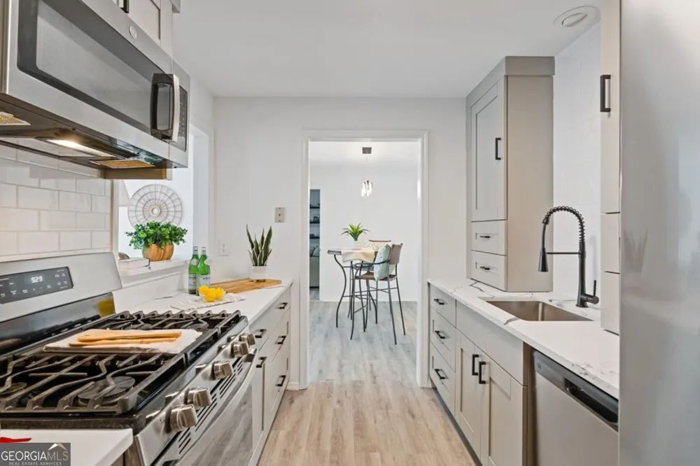 709 Berkeley Woods DR Duluth, GA 30096