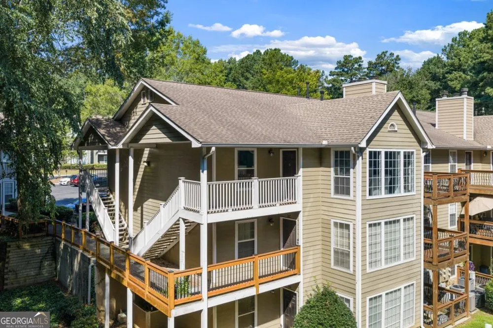 709 Berkeley Woods DR Duluth, GA 30096