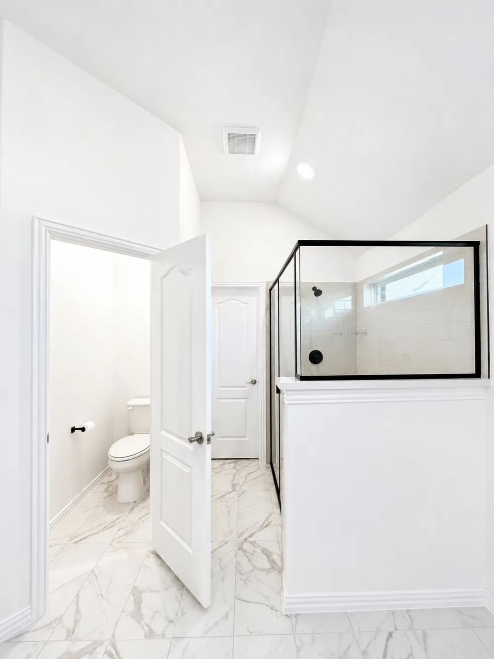 384 Biscayne Bay Bend Kyle, TX 78640