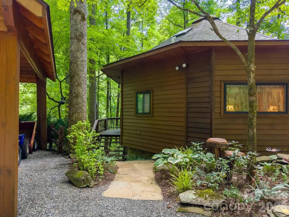 204 Mountain Laurel Drive Bryson City, NC 28713