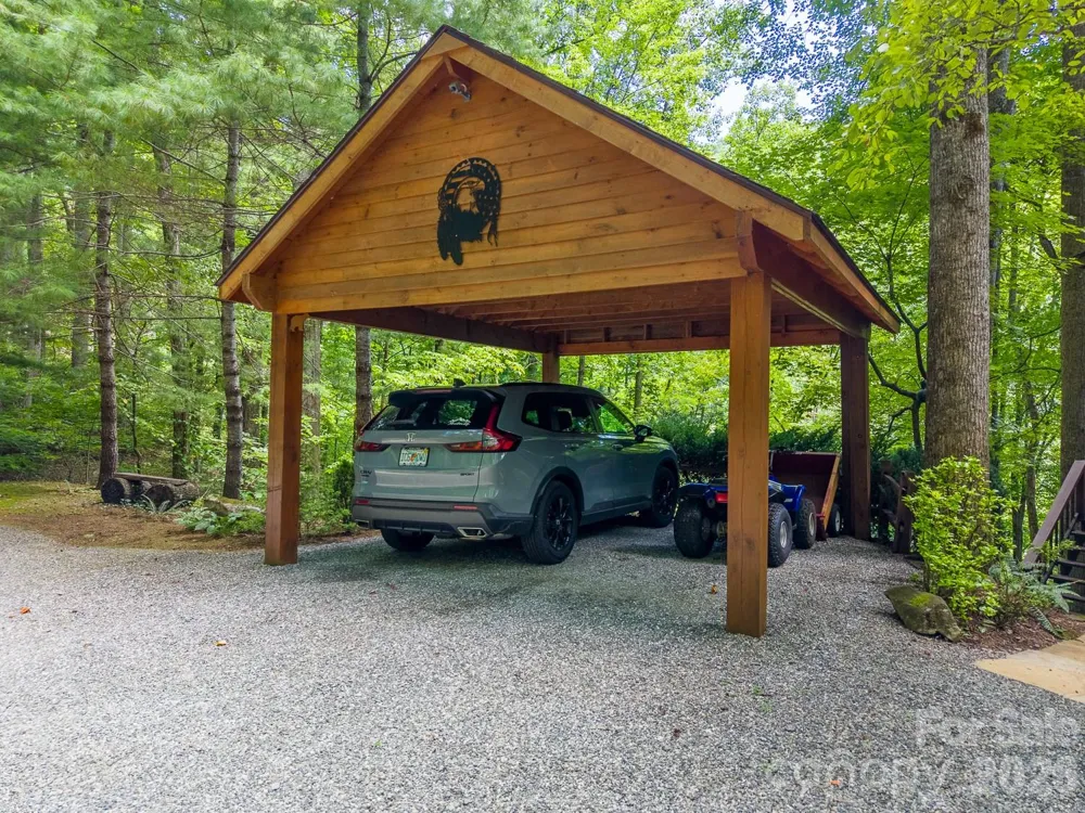 204 Mountain Laurel Drive Bryson City, NC 28713