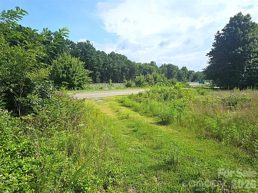 522 Buckeye Access Road Swannanoa, NC 28778