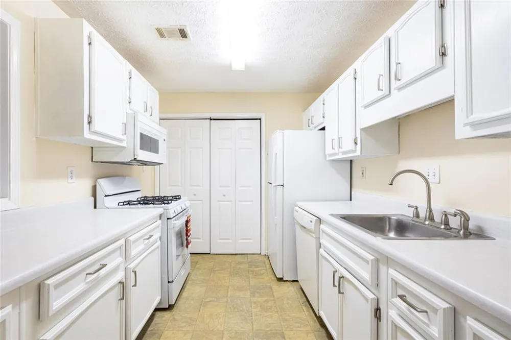 910 Augusta Drive SE Marietta, GA 30067