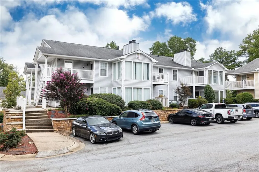 910 Augusta Drive SE Marietta, GA 30067