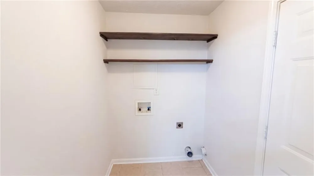 567 Deadwood Trail Locust Grove, GA 30248