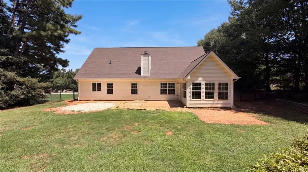 567 Deadwood Trail Locust Grove, GA 30248