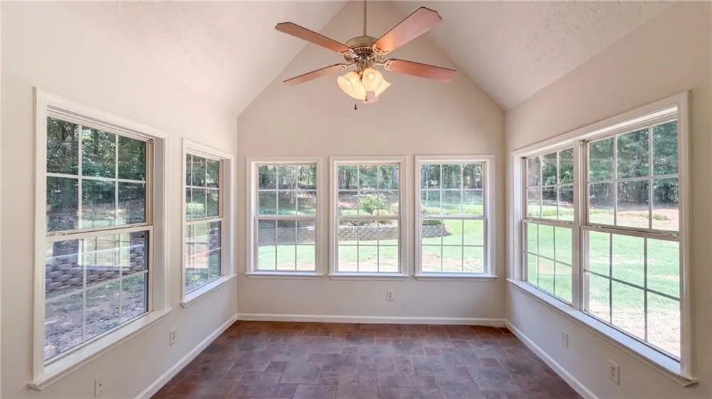 567 Deadwood Trail Locust Grove, GA 30248