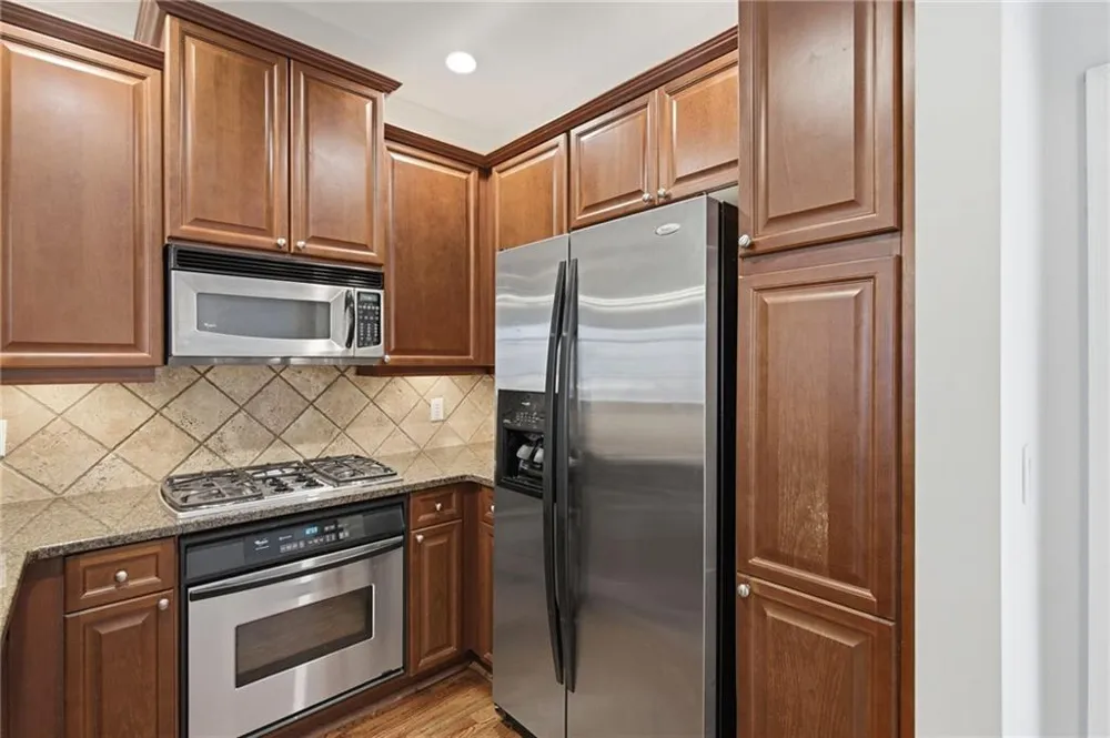 1147 Glenridge Place NE Atlanta, GA 30342