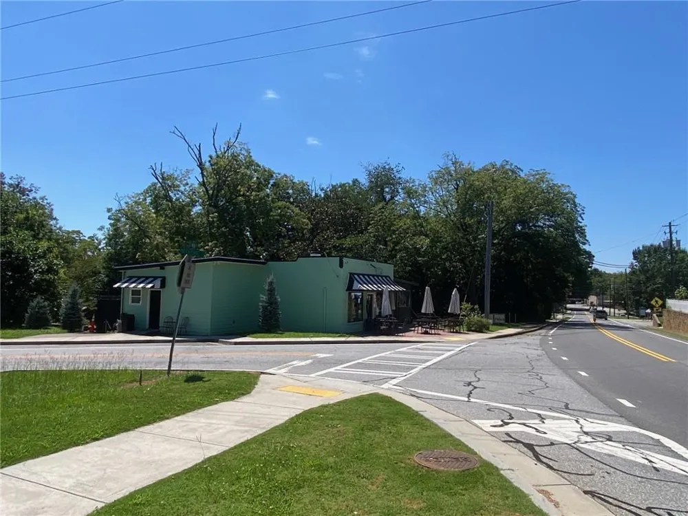 270 Main Street East Dahlonega, GA 30533
