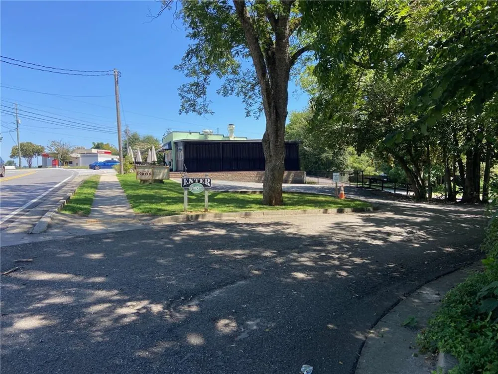 270 Main Street East Dahlonega, GA 30533