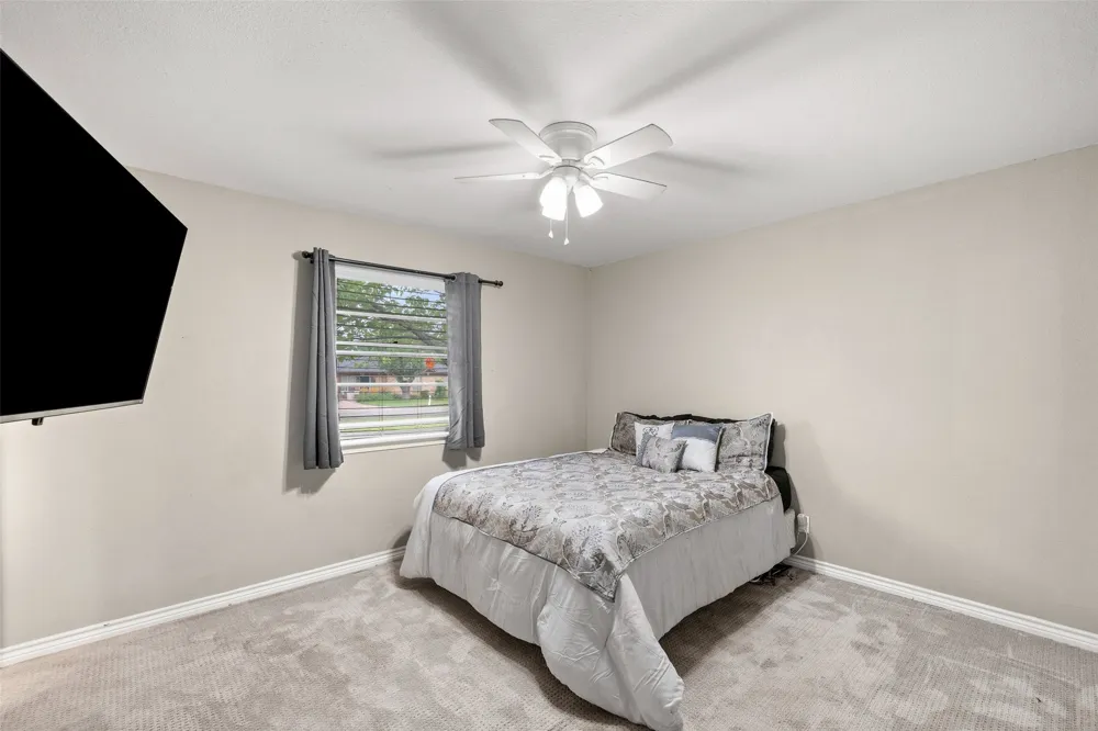 2015 Roberts Drive Granbury, TX 76048