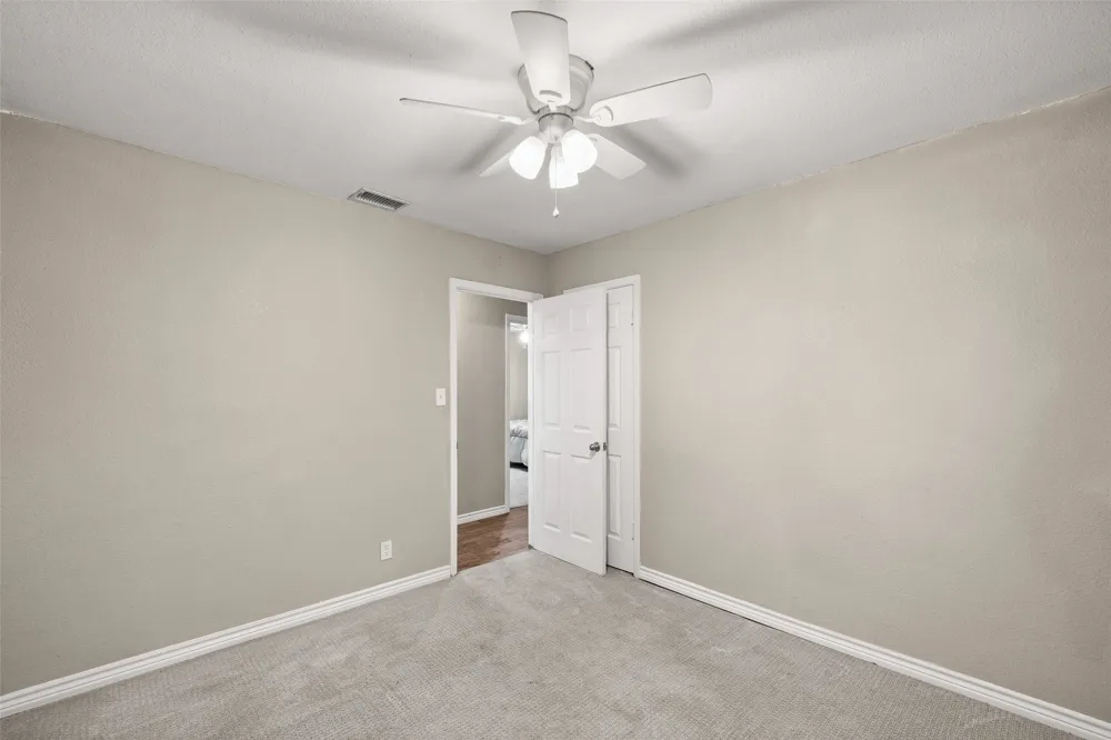 2015 Roberts Drive Granbury, TX 76048