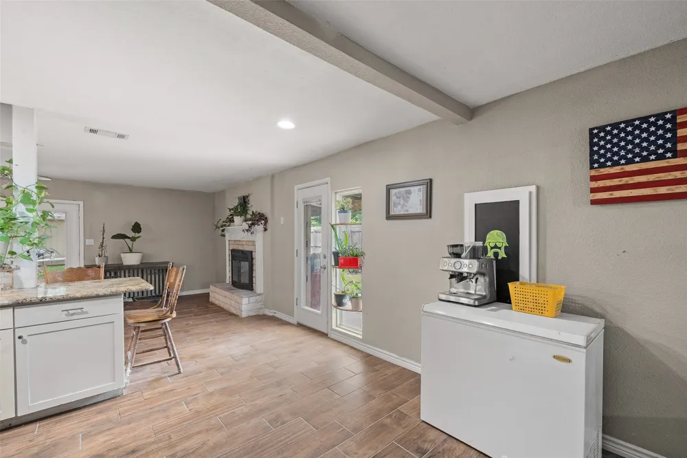 2015 Roberts Drive Granbury, TX 76048