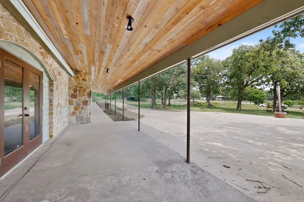 1880 Houston Road Burleson, TX 76028