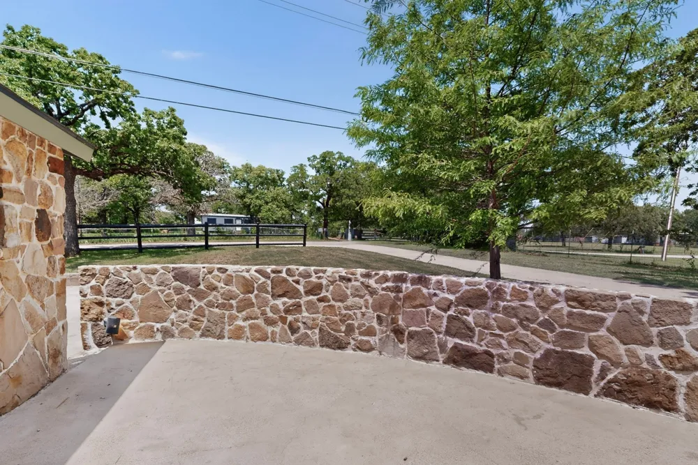 1880 Houston Road Burleson, TX 76028