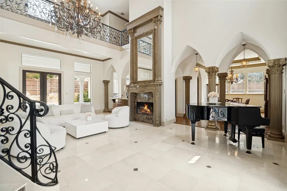 1634 Torrey Pines Lane Frisco, TX 75034