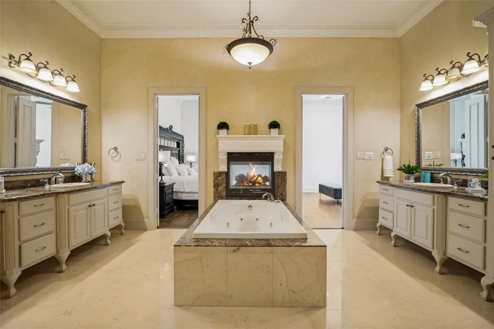 1634 Torrey Pines Lane Frisco, TX 75034
