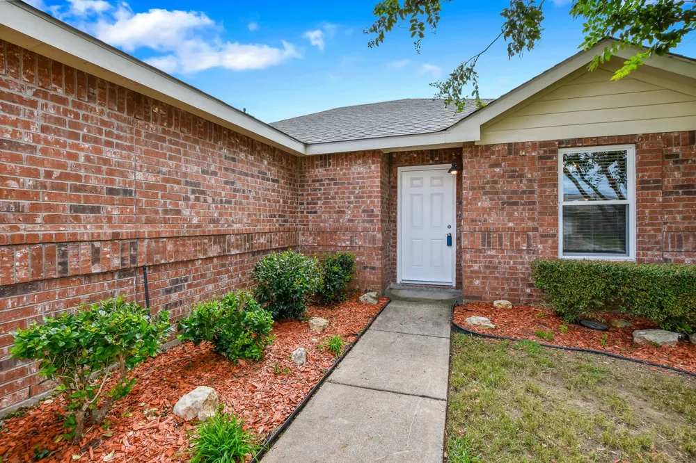 116 Pintail Lane Sanger, TX 76266