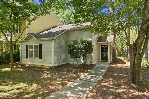 651 Stratford Green Way