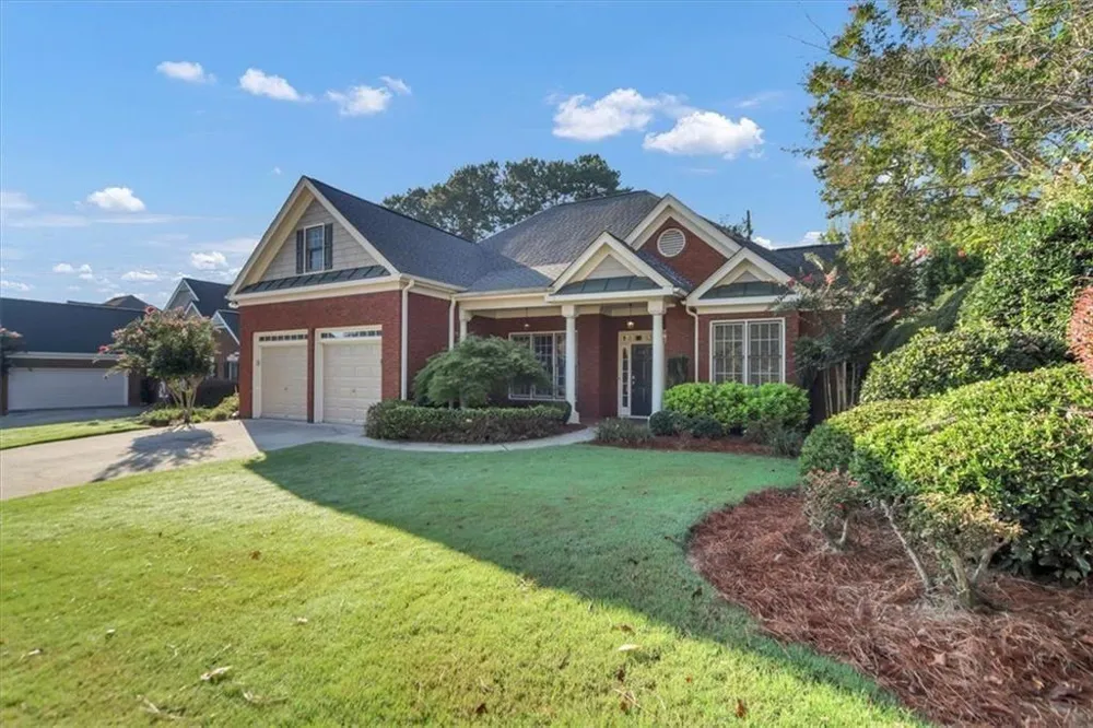 182 Fairway View Crossing Acworth, GA 30101