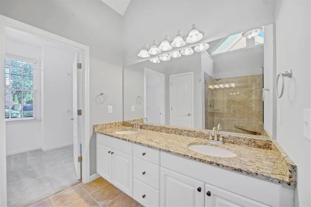 182 Fairway View Crossing Acworth, GA 30101
