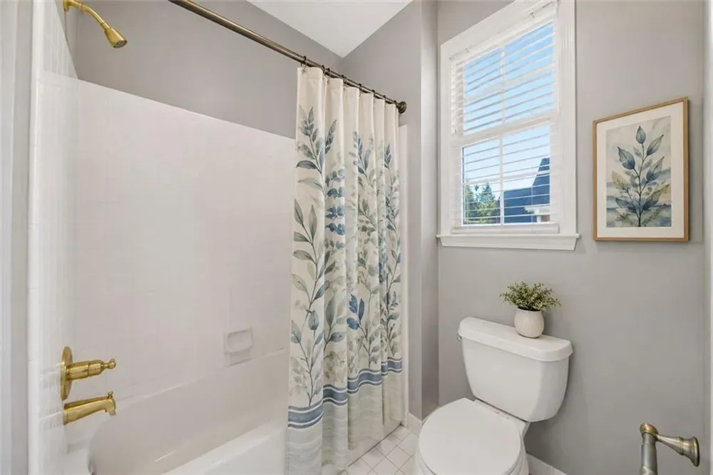 182 Fairway View Crossing Acworth, GA 30101