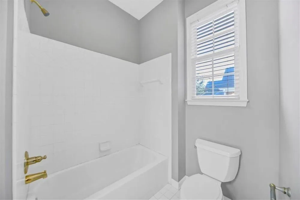 182 Fairway View Crossing Acworth, GA 30101