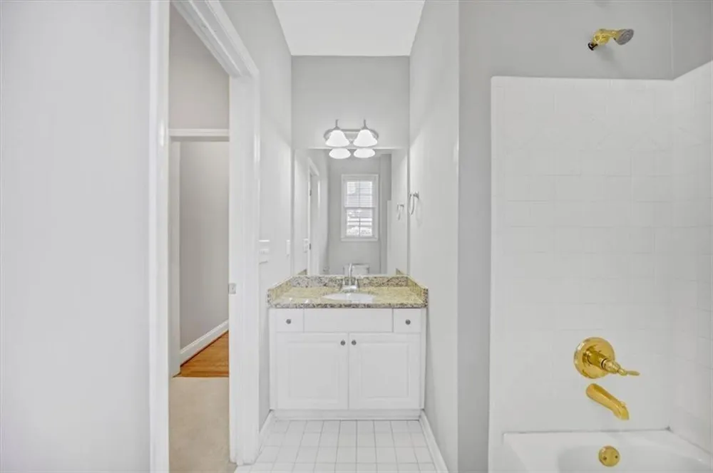 182 Fairway View Crossing Acworth, GA 30101