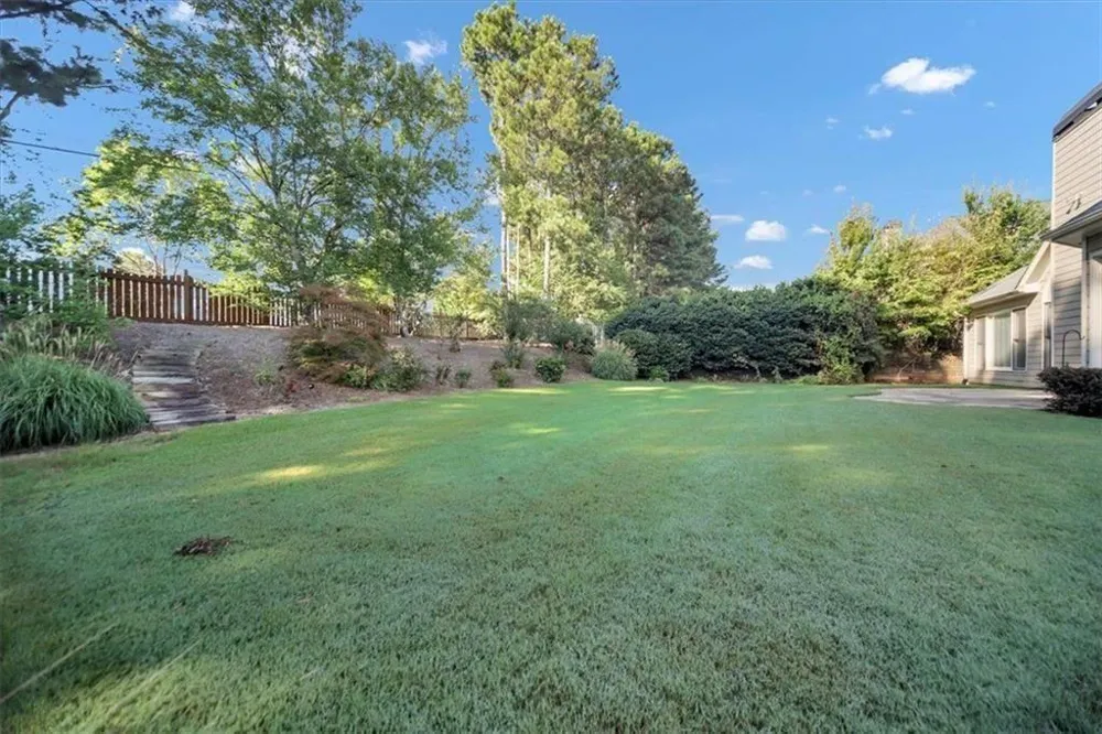 182 Fairway View Crossing Acworth, GA 30101