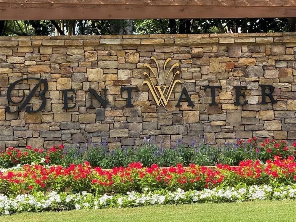 182 Fairway View Crossing Acworth, GA 30101