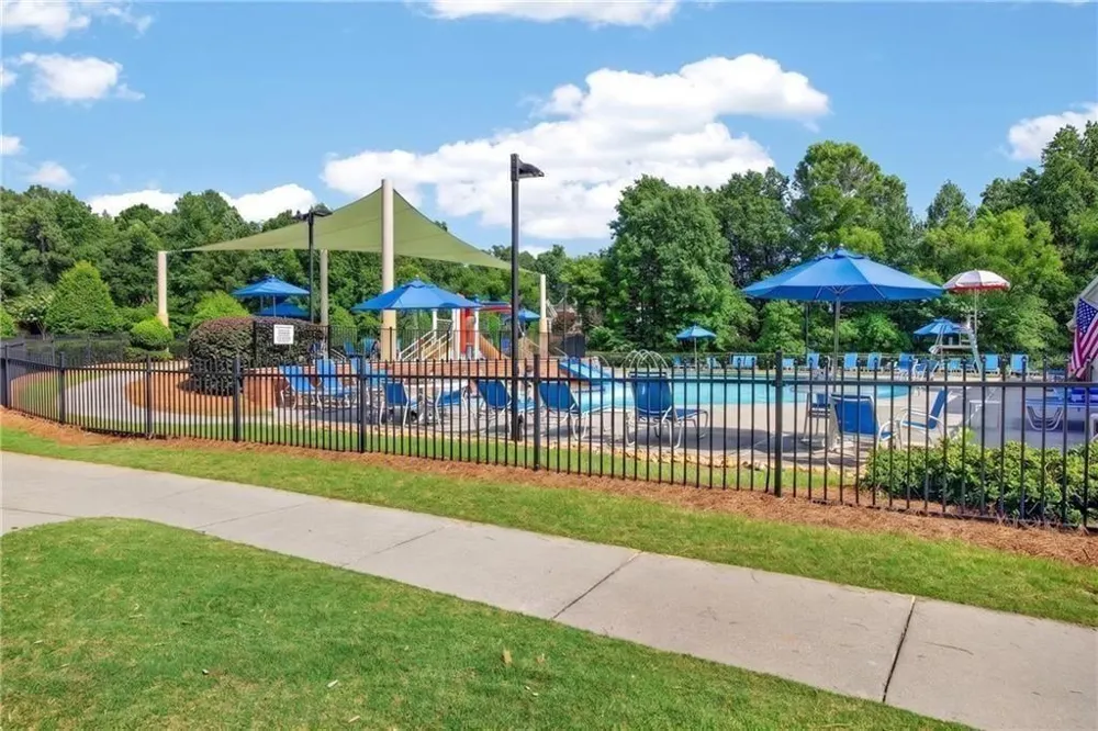 182 Fairway View Crossing Acworth, GA 30101