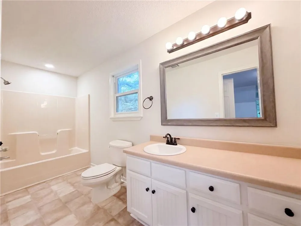 1784 Deer Court NW Monroe, GA 30656