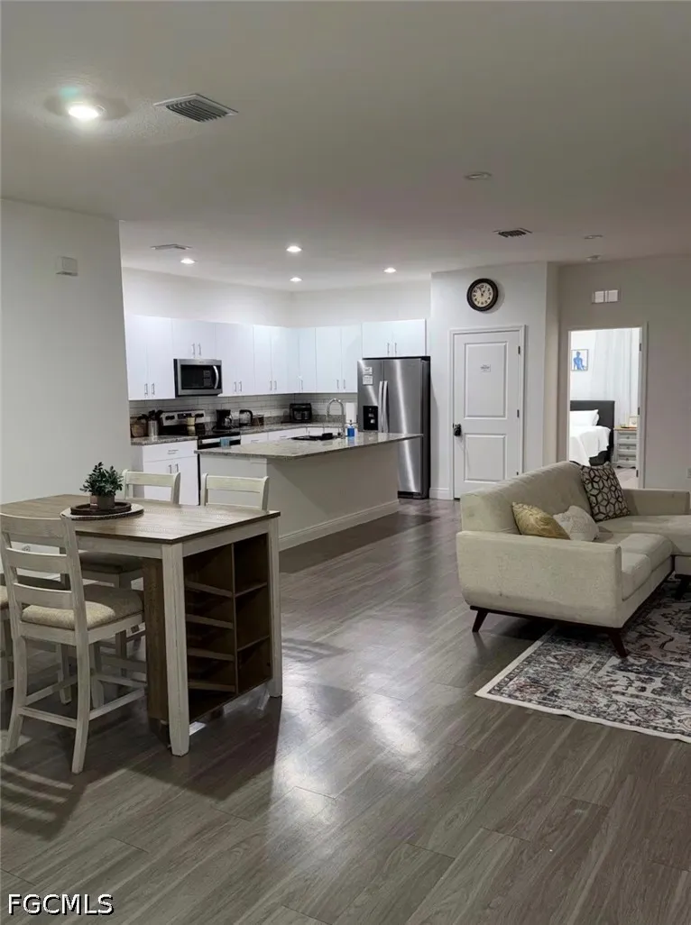 Sherwood Circle Labelle, FL 33935