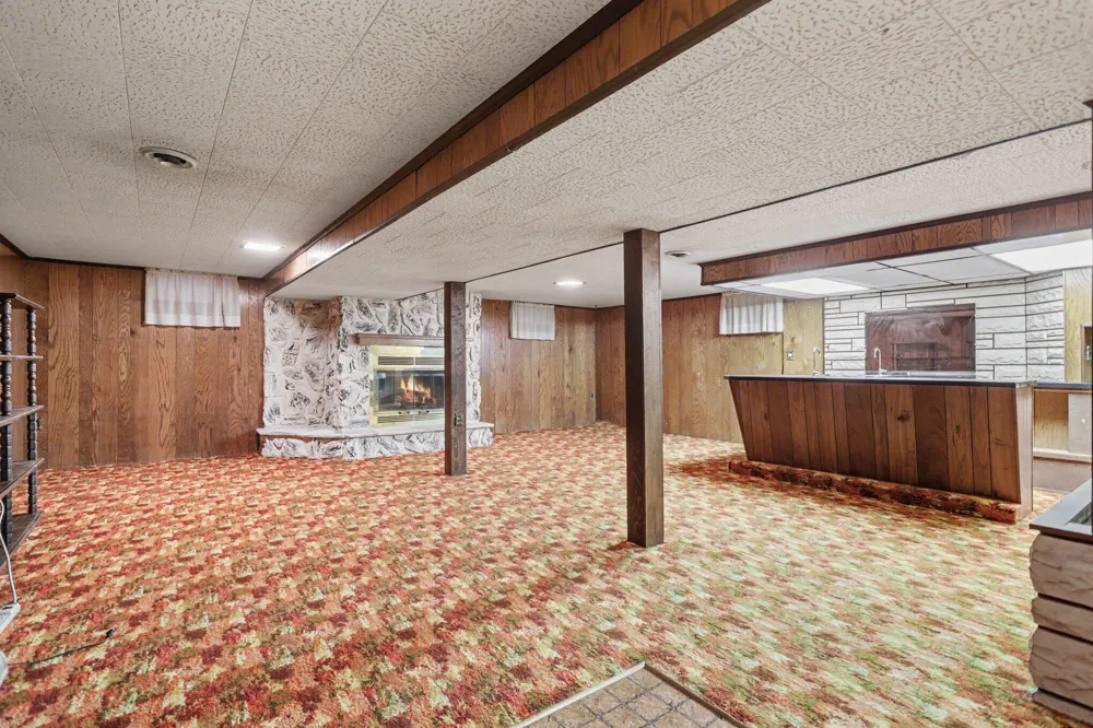 340 W Railroad Street Centreville, MI 49032