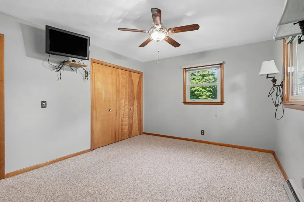 340 W Railroad Street Centreville, MI 49032