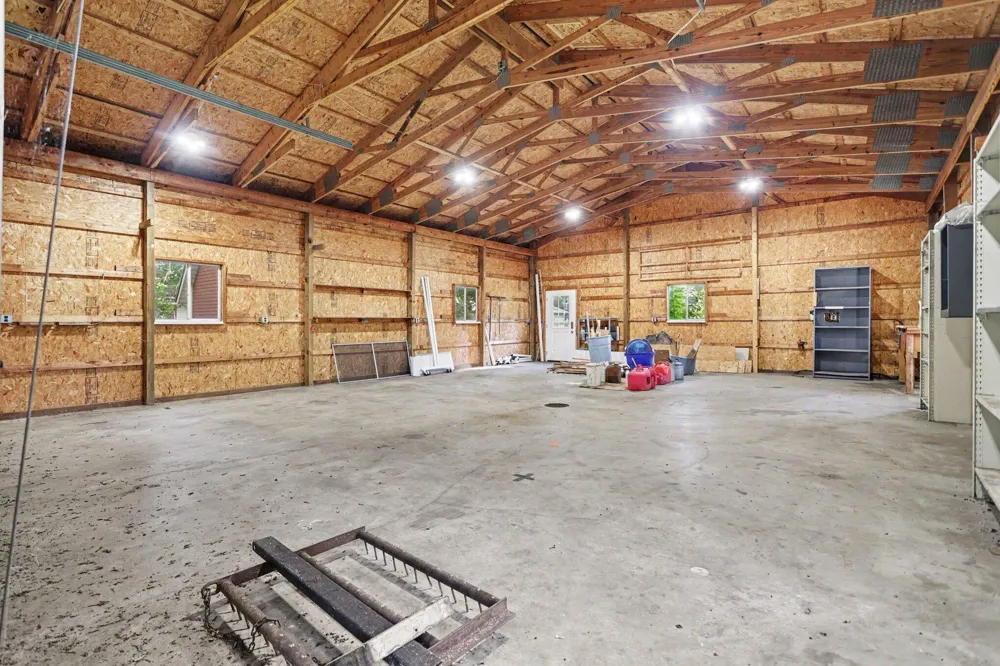 340 W Railroad Street Centreville, MI 49032