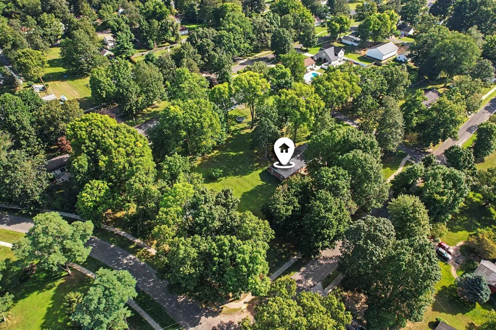 340 W Railroad Street Centreville, MI 49032