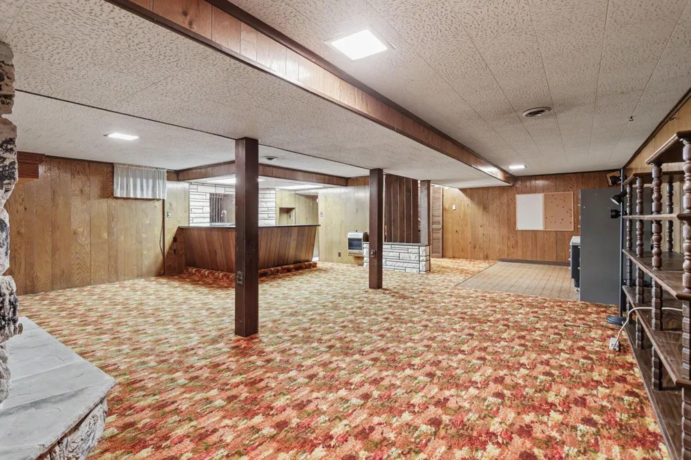 340 W Railroad Street Centreville, MI 49032