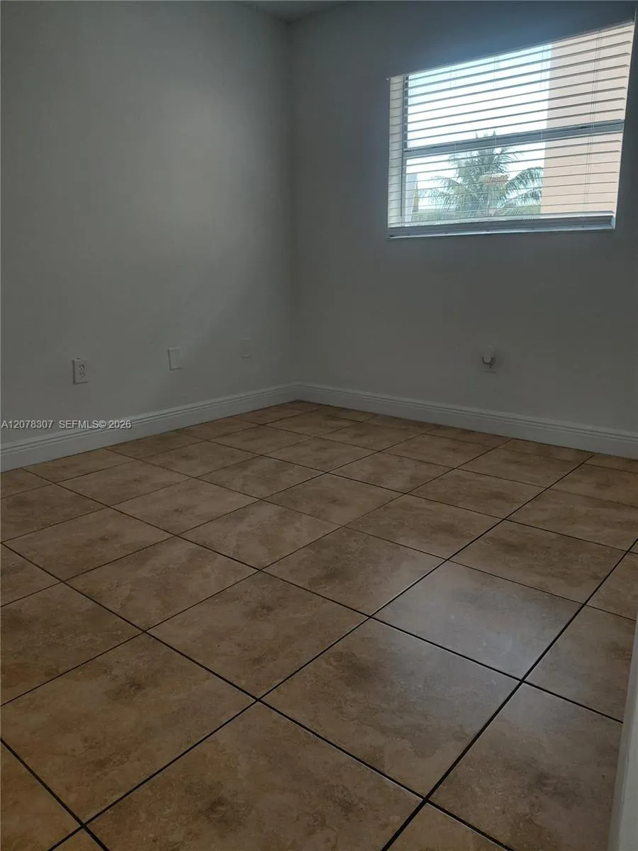 5461 W 24th Ave #67 Hialeah, FL 33016
