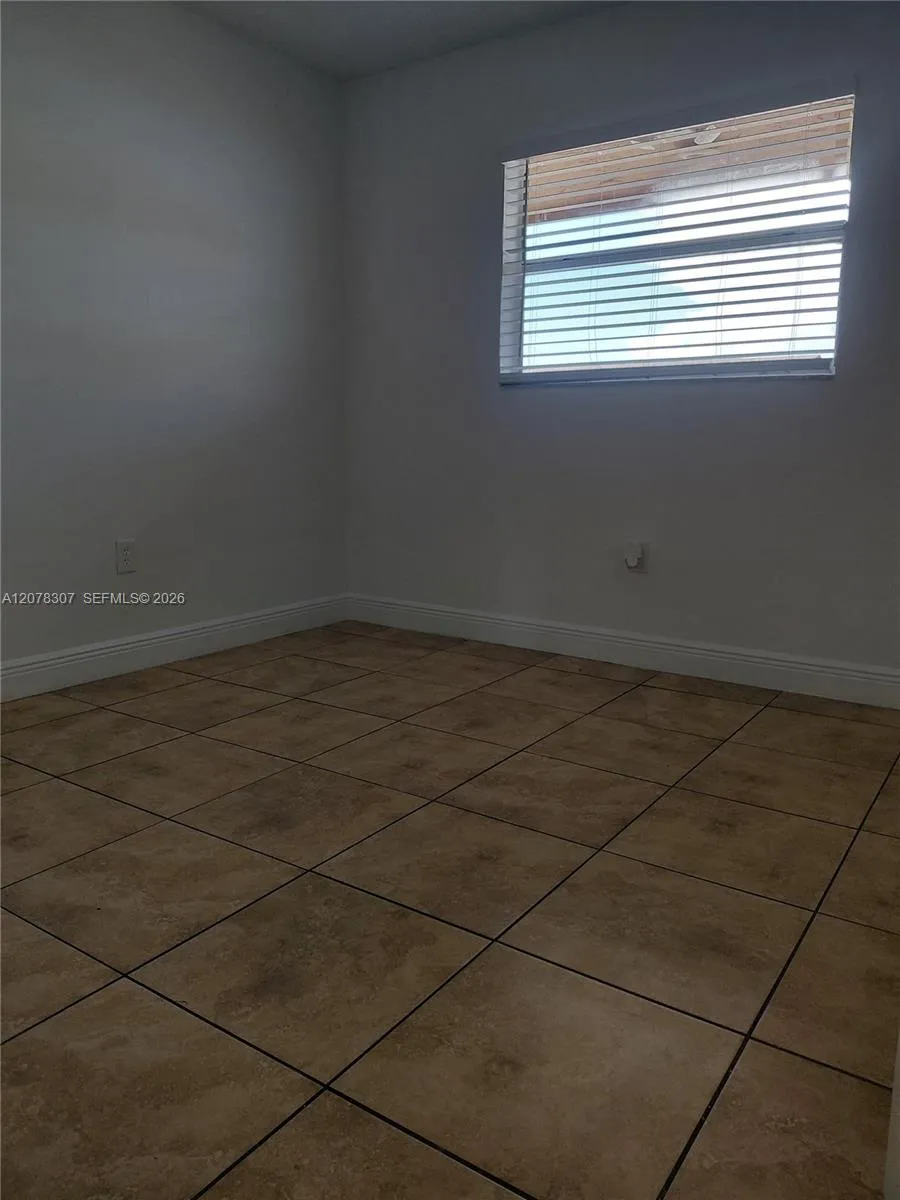 5461 W 24th Ave #67 Hialeah, FL 33016