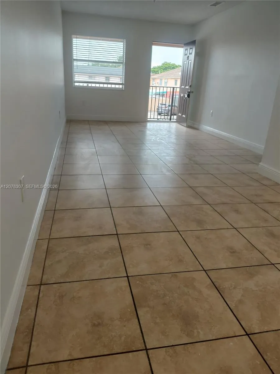 5461 W 24th Ave #67 Hialeah, FL 33016