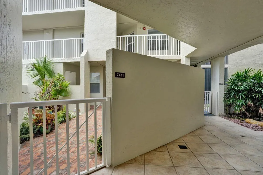 7411 GRANVILLE DRIVE #106 Tamarac, FL 33321